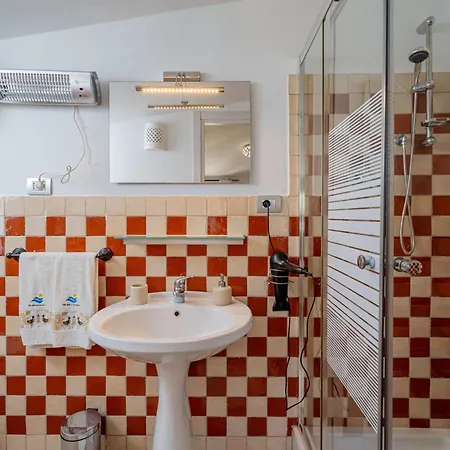 Ammentos By Interhome *